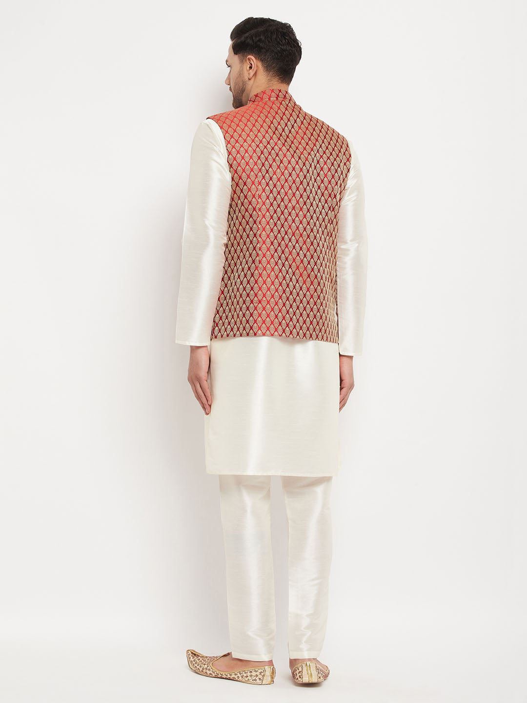 VM by Vastramay Men's Cream And Maroon Silk Blend Jacket, Kurta And Pyjama Set - Distacart