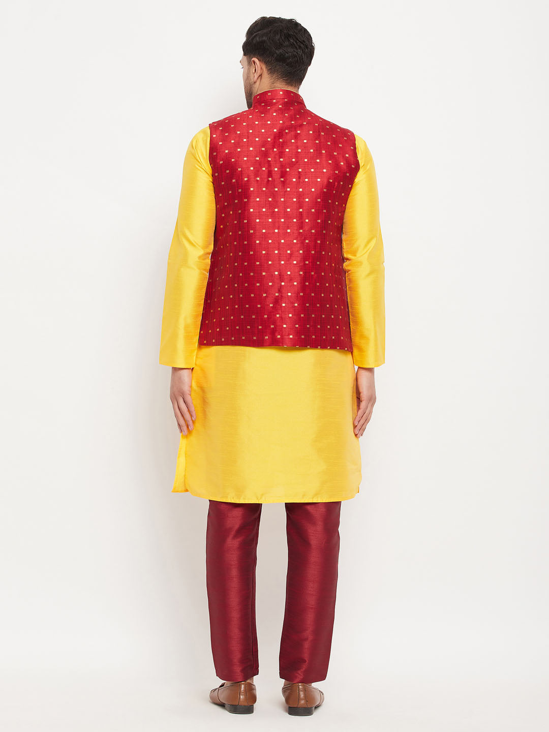 VM by Vastramay Men's Yellow And Maroon Silk Blend Jacket, Kurta And Pyjama Set - Distacart