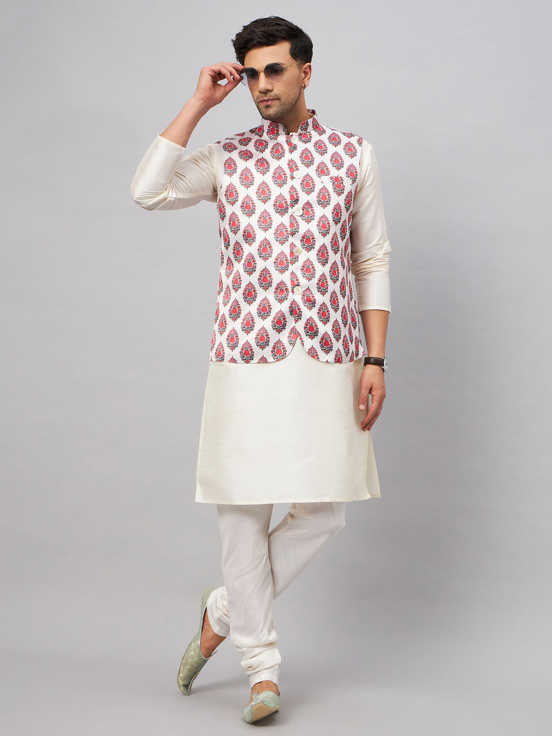 VM by Vastramay Men's Cream Silk Blend Jacket, Kurta And Pyjama Set - Distacart