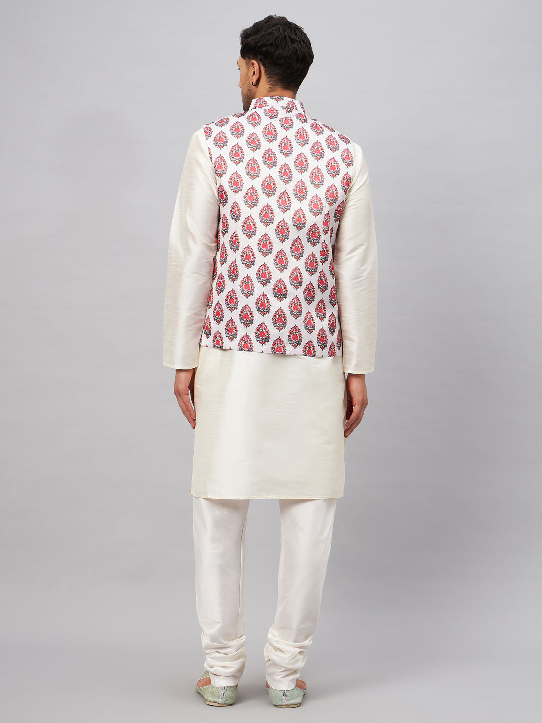 VM by Vastramay Men's Cream Silk Blend Jacket, Kurta And Pyjama Set - Distacart