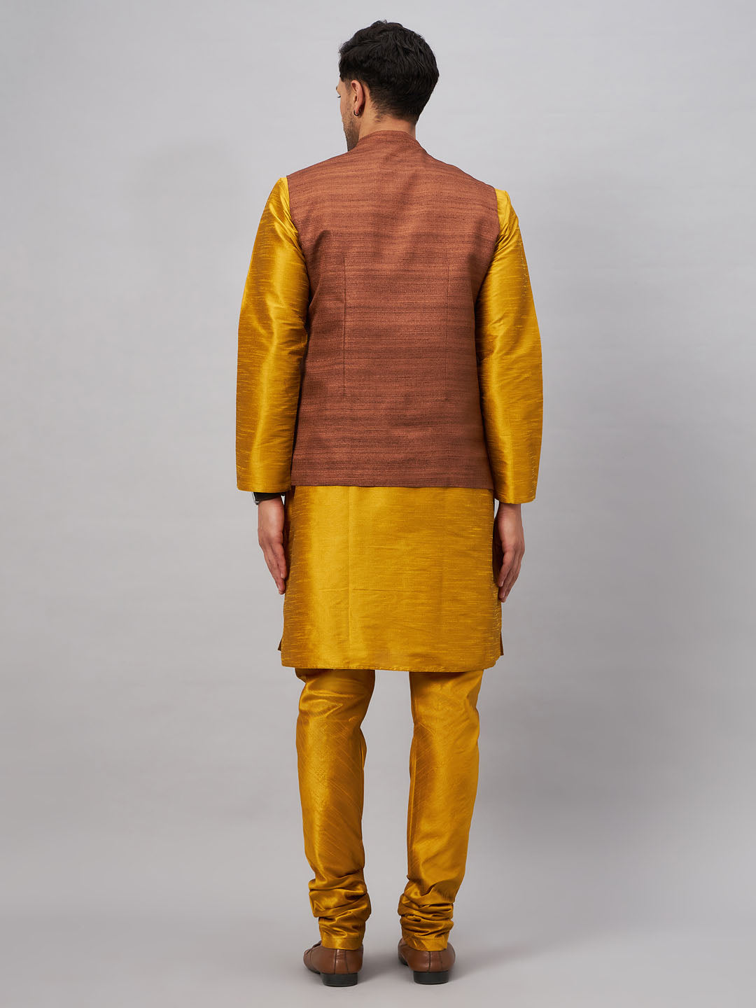 VM by Vastramay Men's Mustard And Brown Silk Blend Jacket, Kurta And Pyjama Set - Distacart