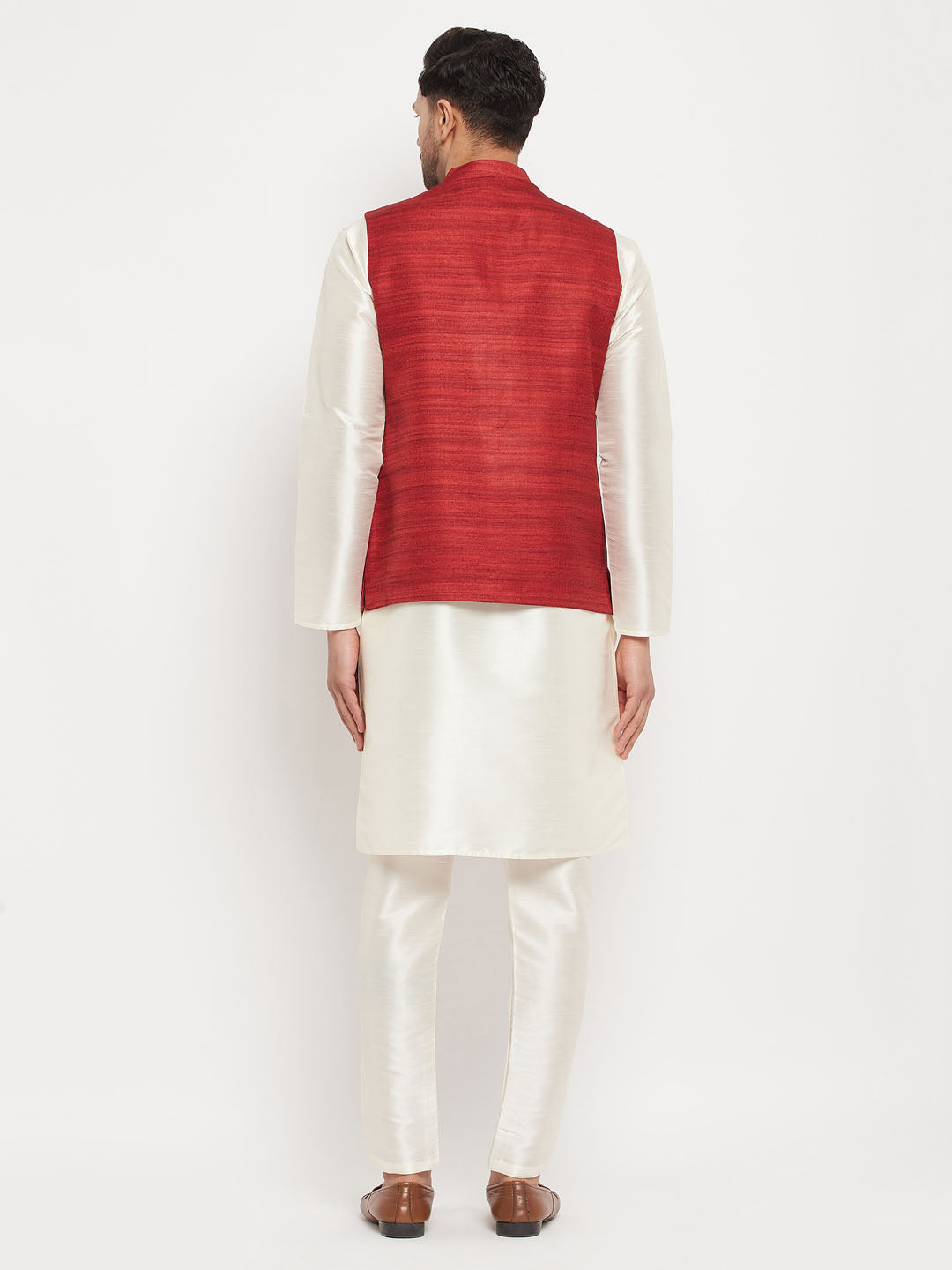 VM by Vastramay Men's Cream And Maroon Silk Blend Jacket, Kurta And Pyjama Set - Distacart