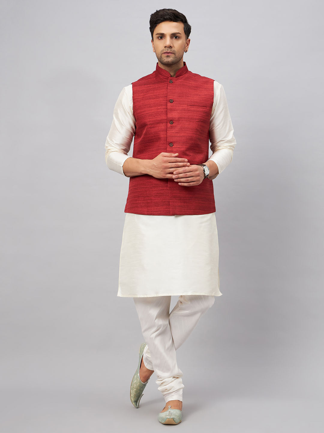 VM by Vastramay Men's Maroon And Cream Silk Blend Jacket, Kurta And Pyjama Set - Distacart