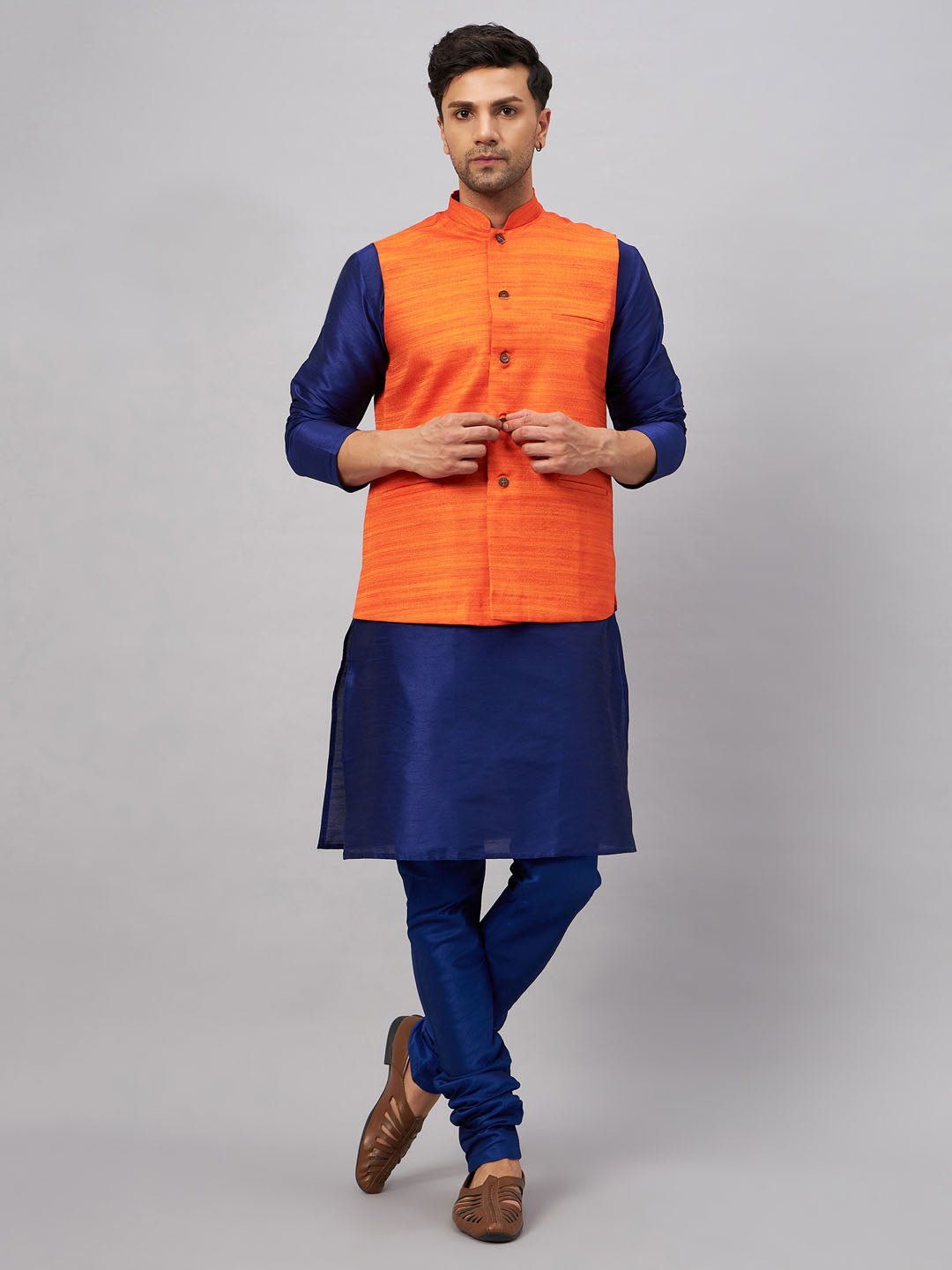 VM by Vastramay Men's Blue And Orange Silk Blend Jacket, Kurta And Pyjama Set - Distacart