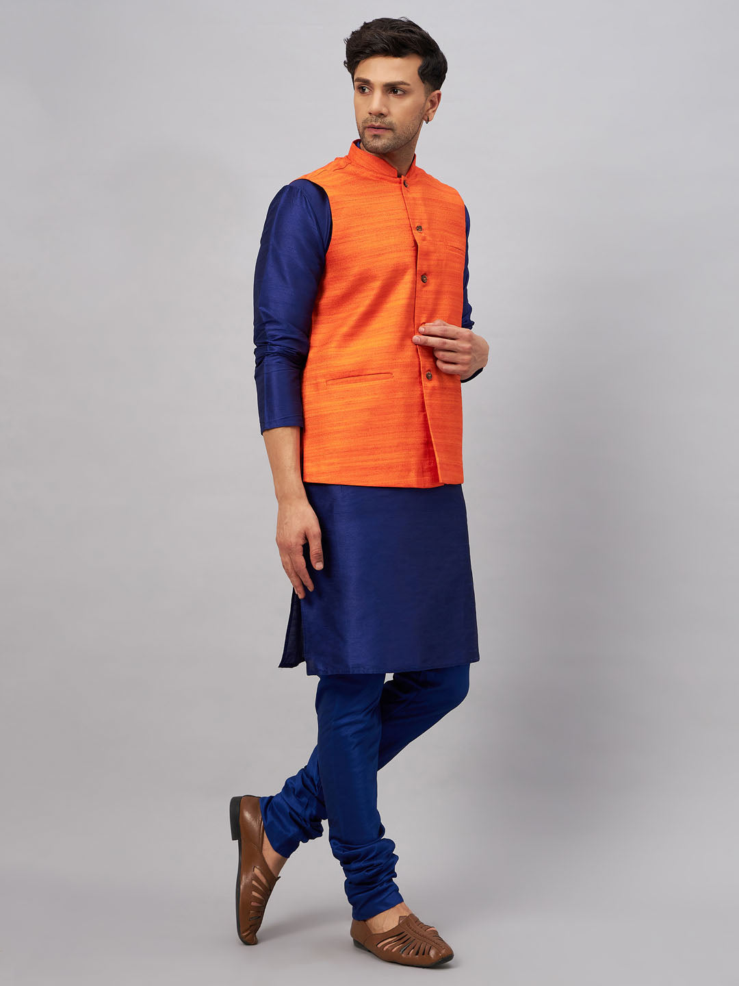 VM by Vastramay Men's Blue And Orange Silk Blend Jacket, Kurta And Pyjama Set - Distacart
