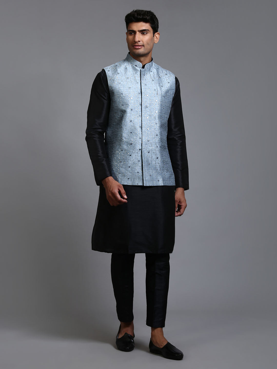 VM by Vastramay Men's Grey And Black Silk Blend Jacket, Kurta And Pyjama Set - Distacart