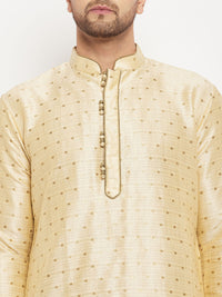 Thumbnail for VM by Vastramay Men's Gold Silk Blend Kurta - Distacart