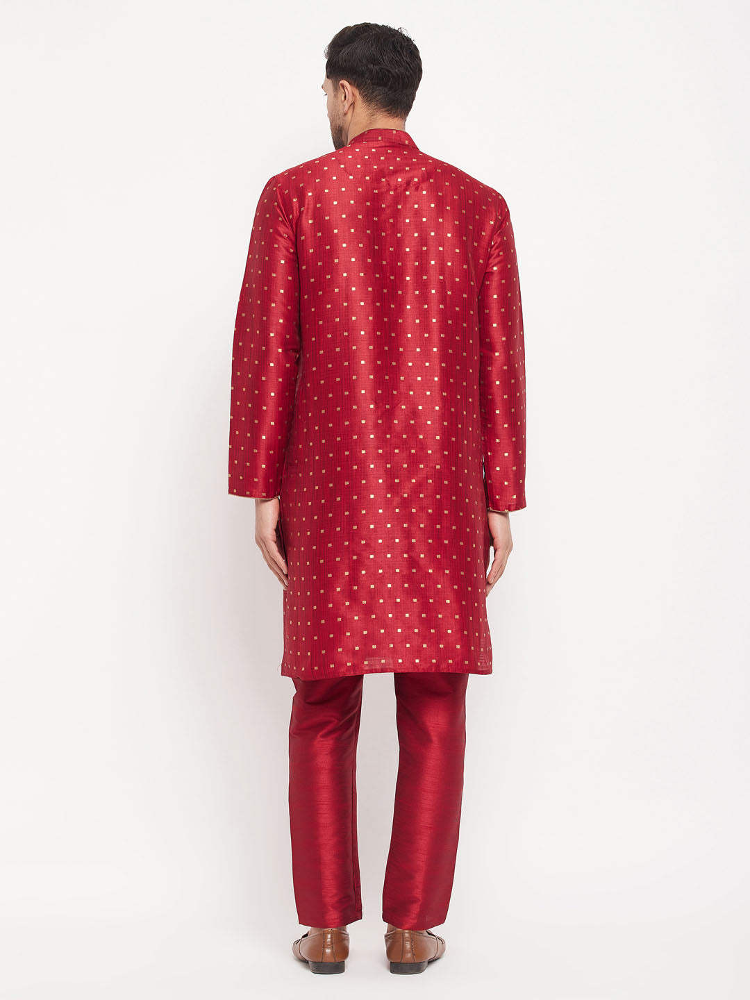 VM by Vastramay Men's Maroon Silk Blend Kurta Pyjama Set - Distacart