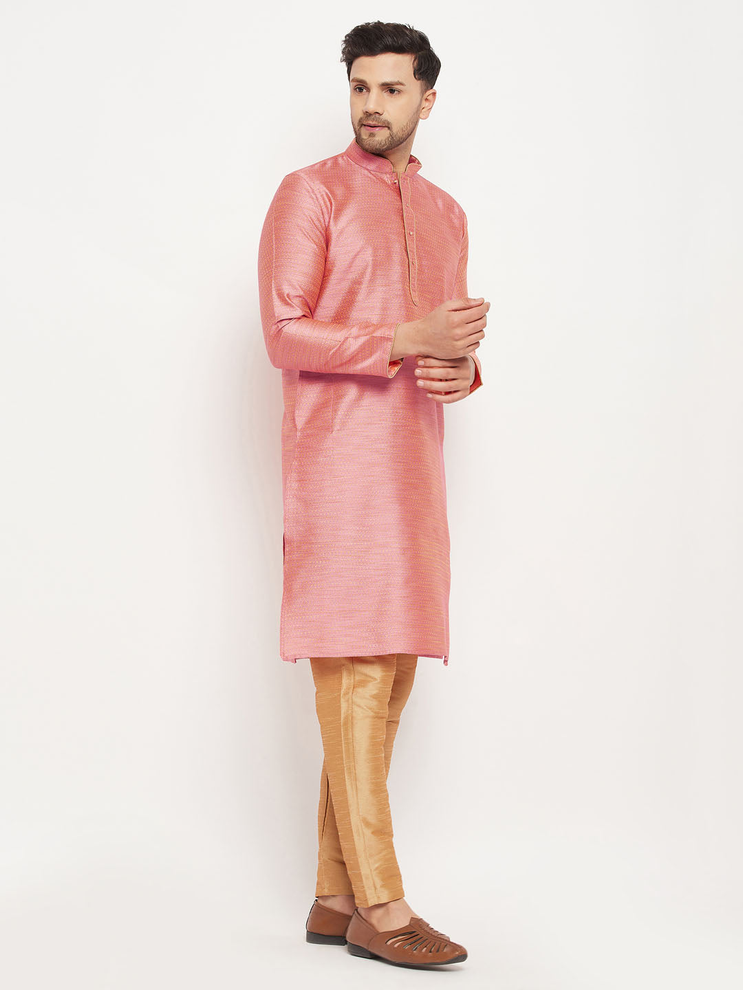 VM by Vastramay Men's Pink And Rose Gold Silk Blend Kurta Pyjama Set - Distacart