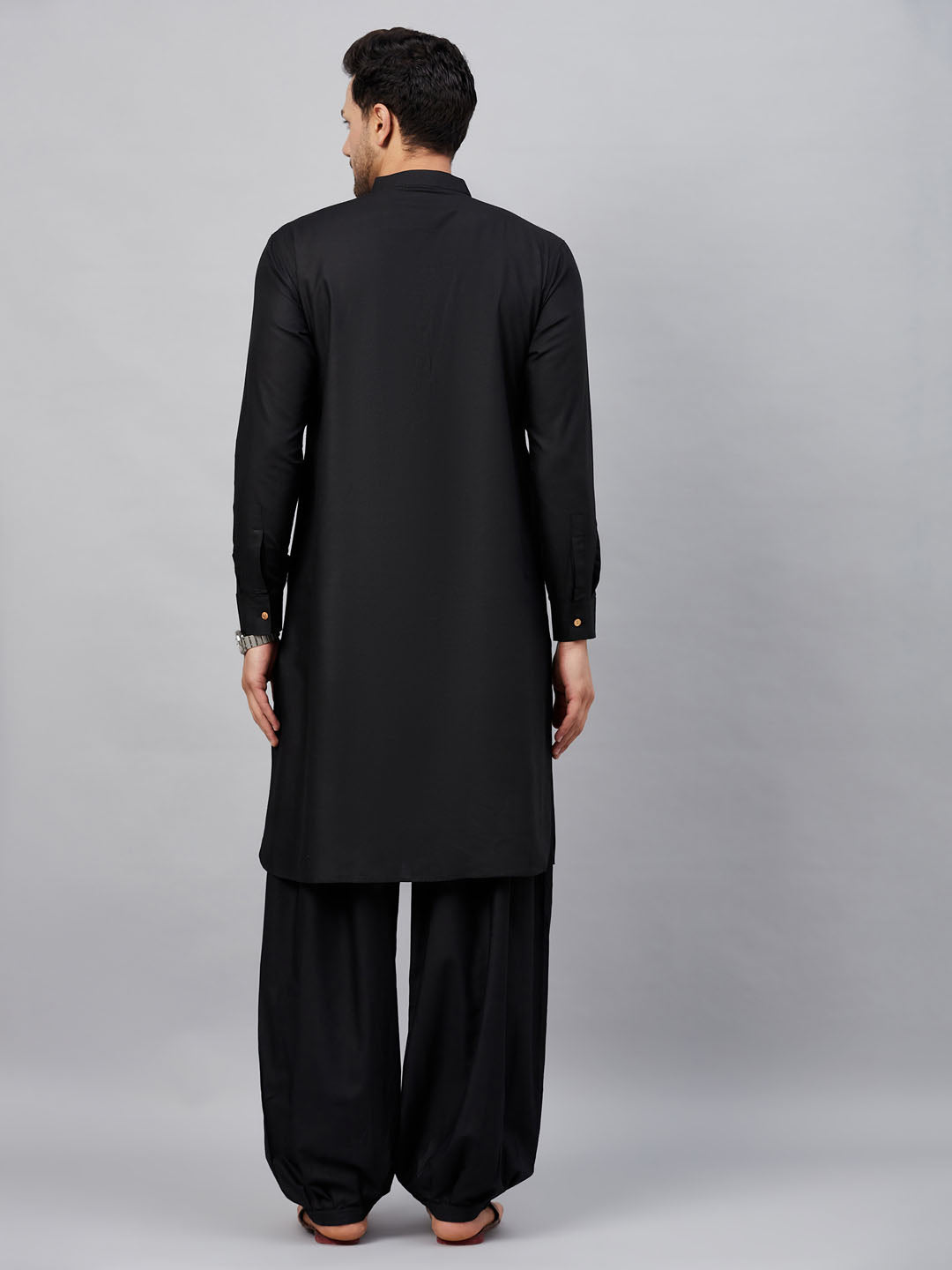 VM by Vastramay Men's Black Cotton Blend Kurta And Patiala Set - Distacart