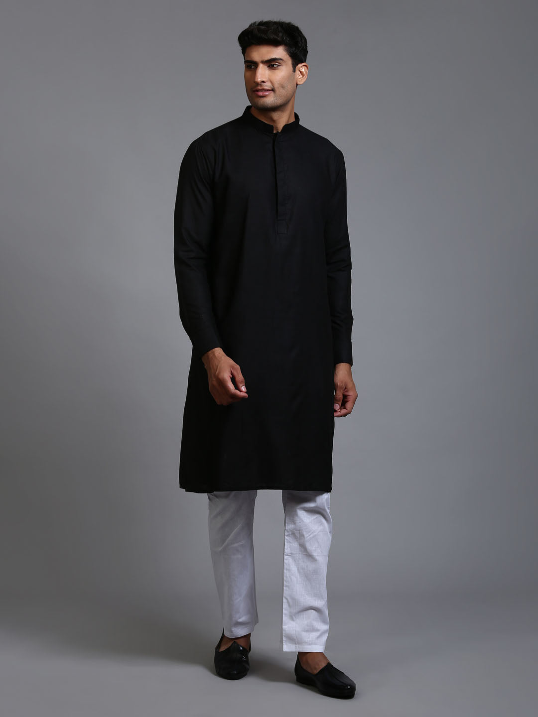 VM by Vastramay Men's Black And White Cotton Blend Kurta Pyjama Set - Distacart