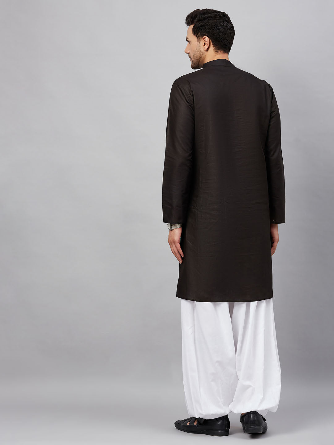 VM by Vastramay Men's Black And White Cotton Kurta And Patiala Set - Distacart