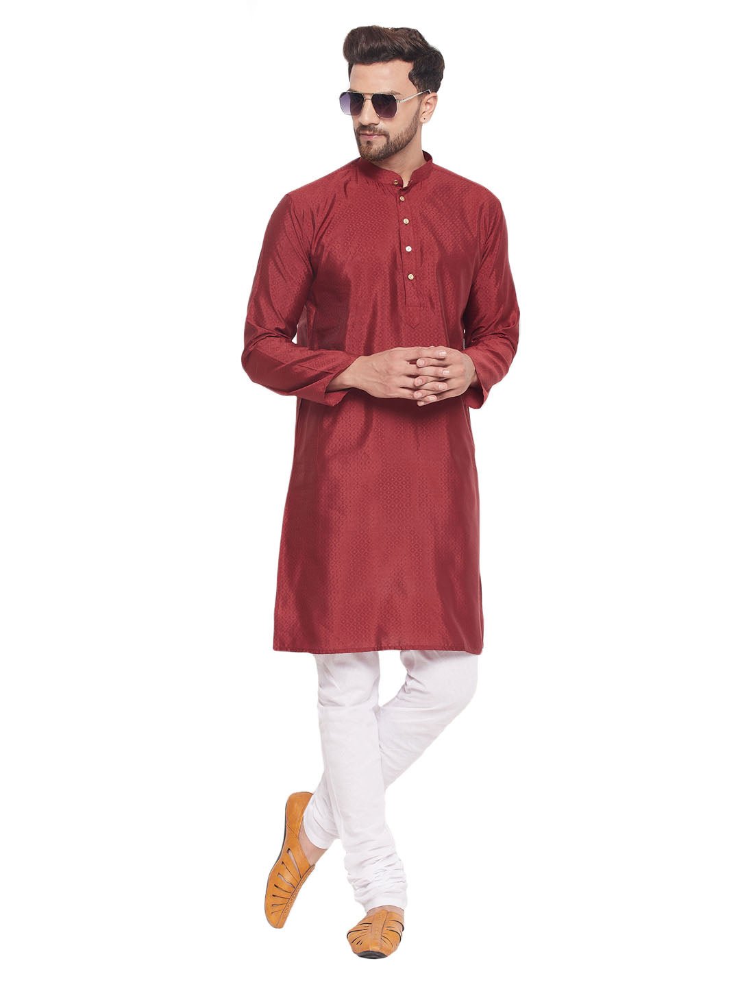 VM by Vastramay Men's Maroon And White Silk Blend Kurta Pyjama Set - Distacart