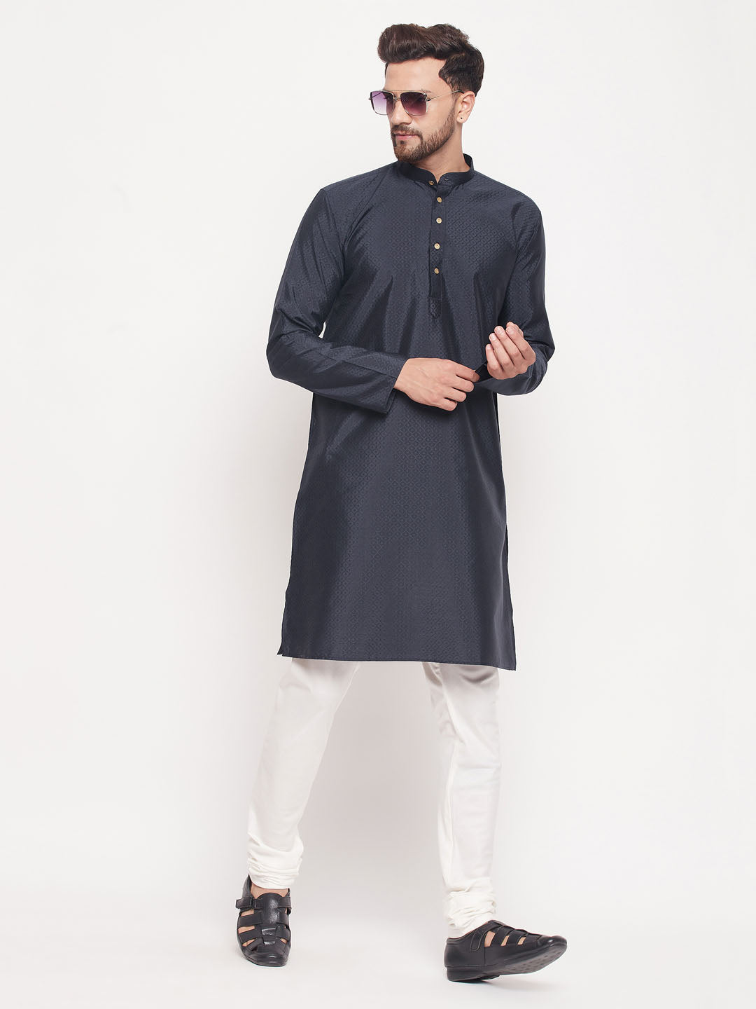VM by Vastramay Men's Navy Blue And Cream Silk Blend Kurta Pyjama Set - Distacart