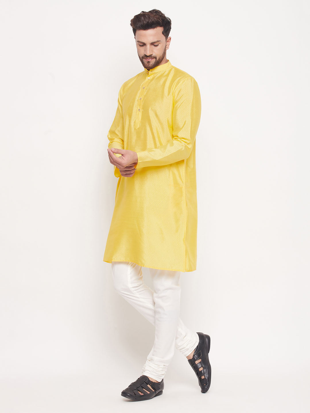 VM by Vastramay Men's Yellow And Cream Silk Blend Kurta Pyjama Set - Distacart