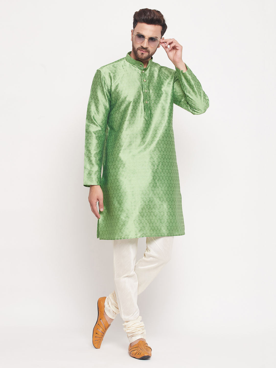 VM by Vastramay Men's Mint Green And Cream Silk Blend Kurta Pyjama Set - Distacart