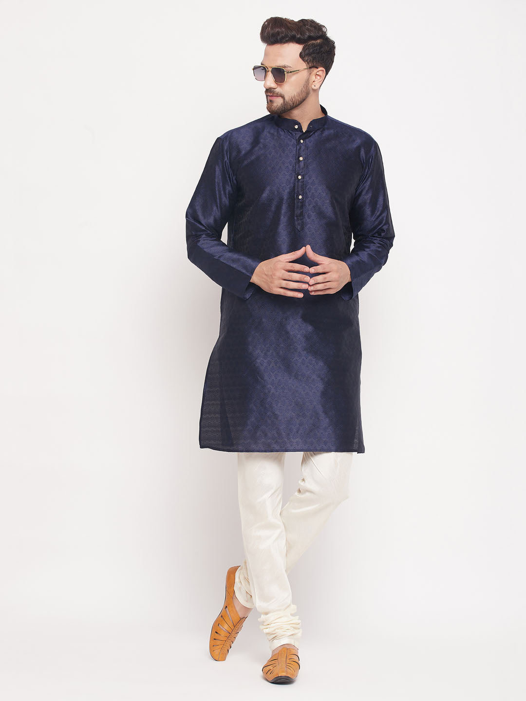 VM by Vastramay Men's Navy Blue And Cream Silk Blend Kurta Pyjama Set - Distacart