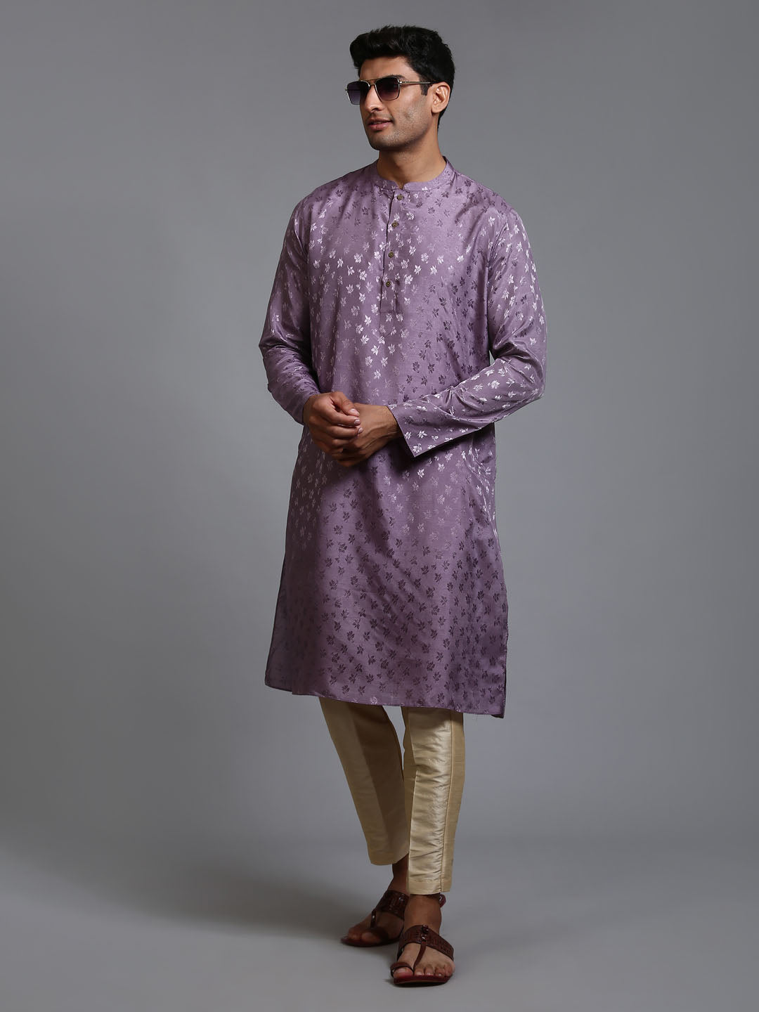 VM by Vastramay Men's Purple And Gold Silk Blend Kurta Pyjama Set - Distacart