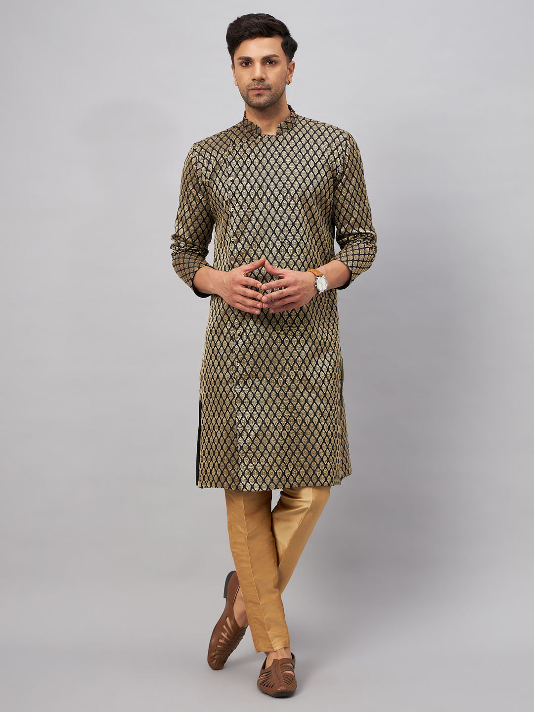 VM by Vastramay Men's Black And Rose Gold Silk Blend Kurta Pyjama Set - Distacart