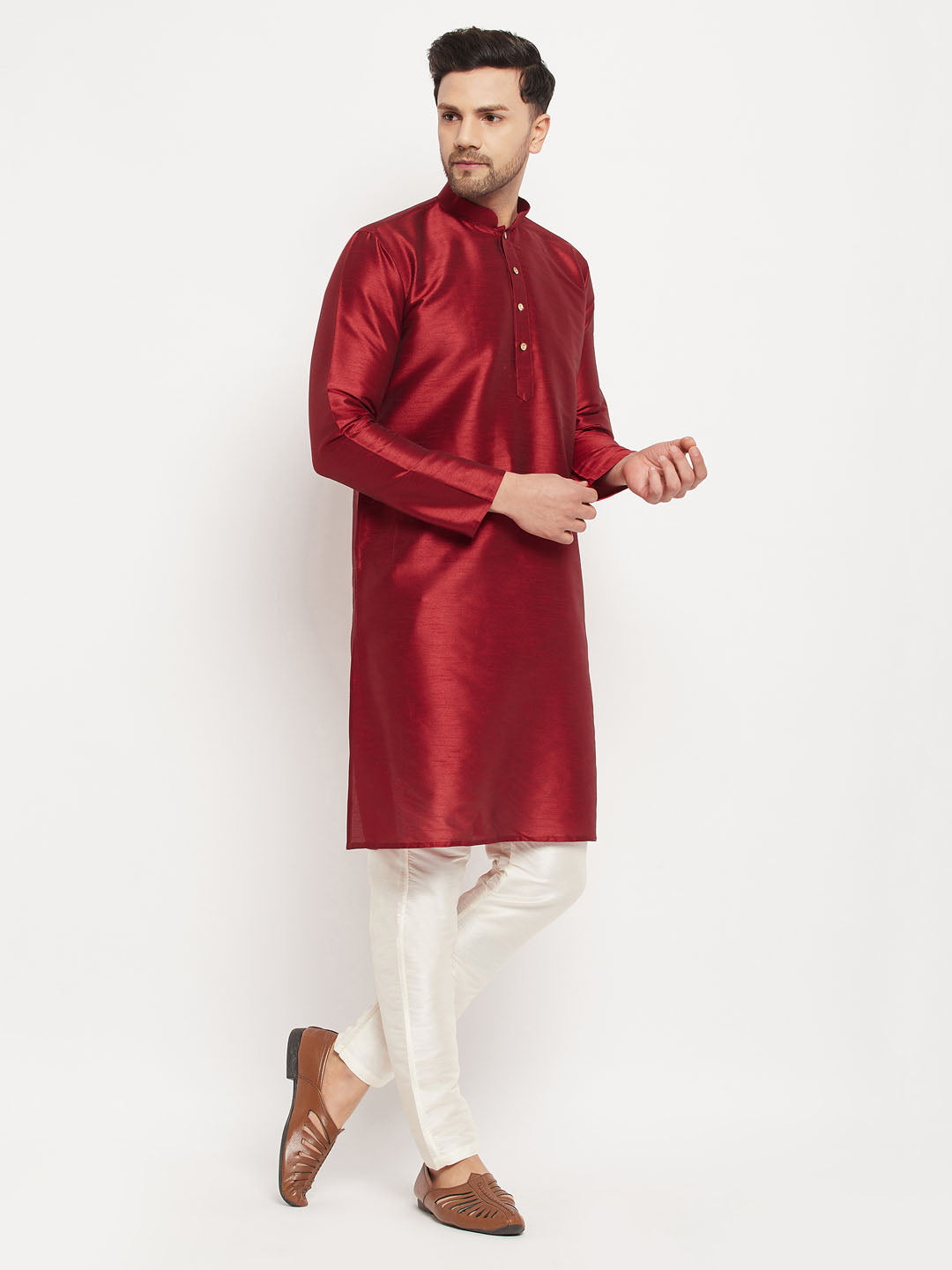 VM by Vastramay Men's Maroon And Cream Silk Blend Kurta Pyjama Set - Distacart