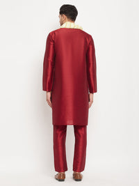 Thumbnail for VM by Vastramay Men's Maroon Silk Blend Kurta, Pyjama & Dupatta Set - Distacart
