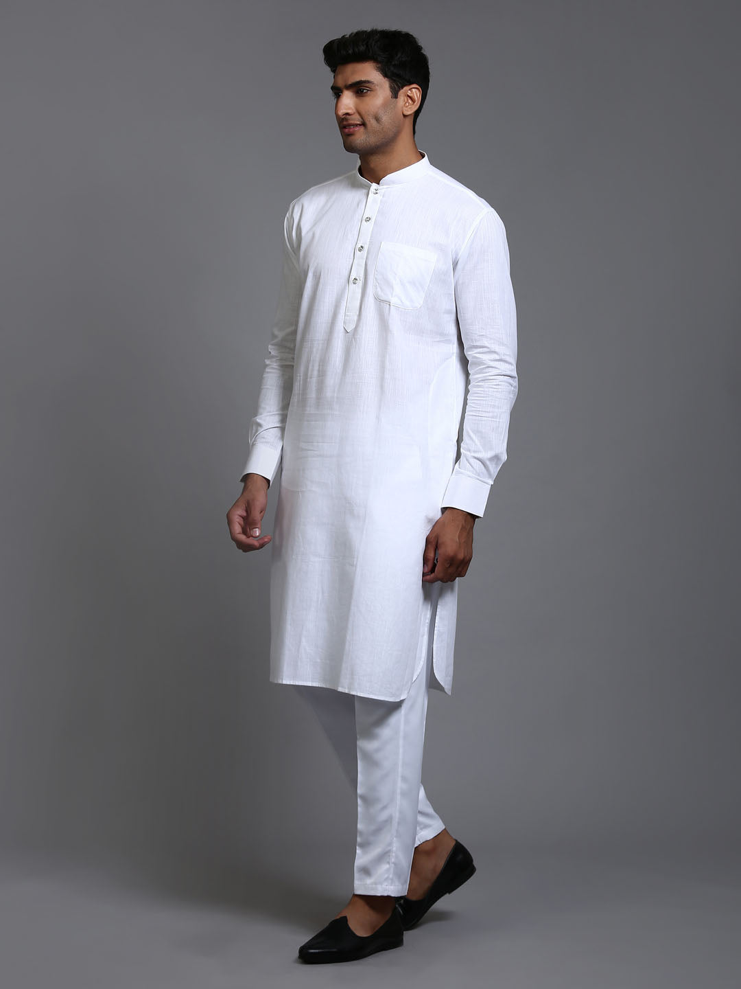 VM by Vastramay Men's White Cotton Blend Kurta Pyjama Set - Distacart