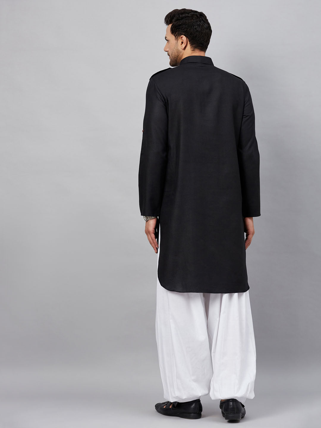VM by Vastramay Men's Black And White Cotton Blend Kurta And Patiala Set - Distacart