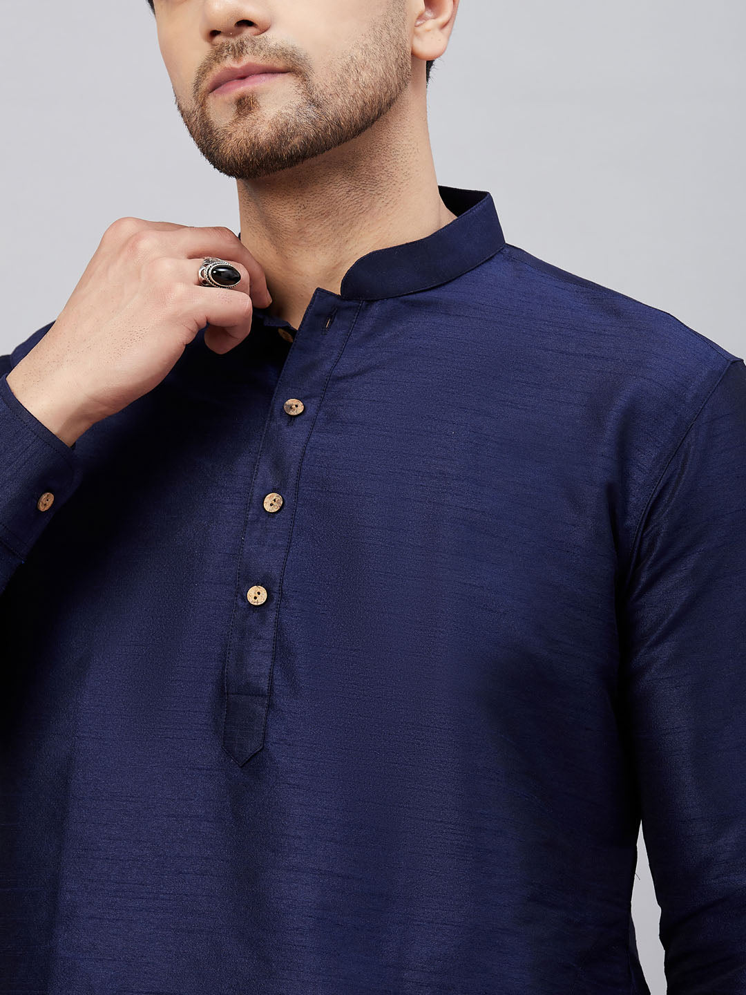 VM by Vastramay Men's Navy Blue And Rose Gold Cotton Blend Kurta Pyjama Set - Distacart