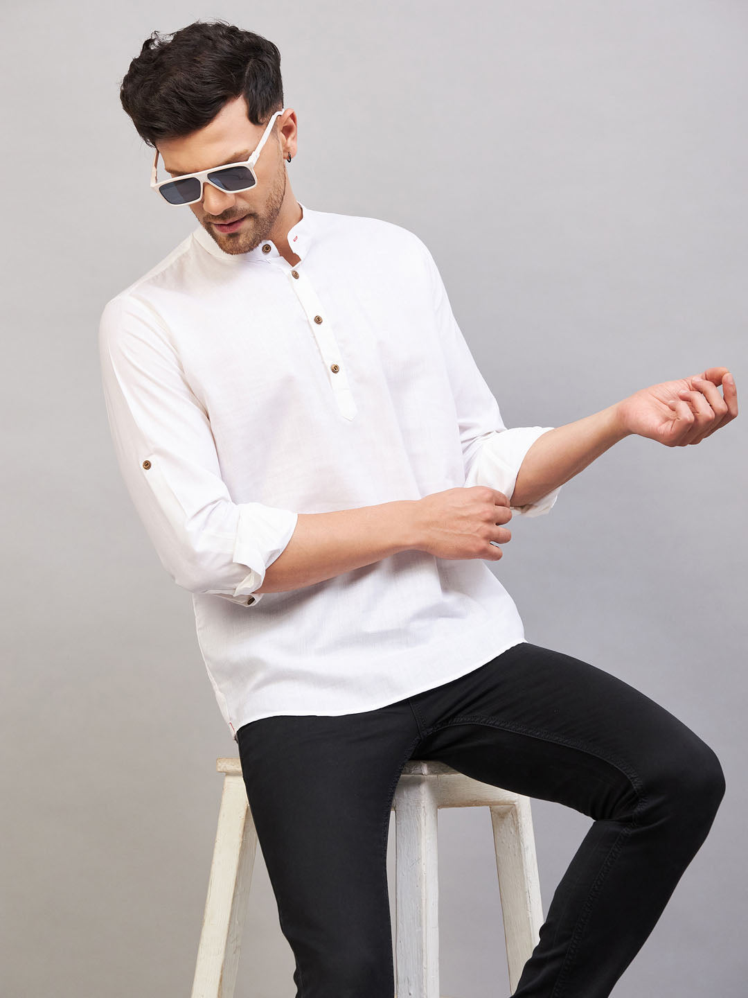 VM by Vastramay Men's Cream Cotton Blend Kurta - Distacart
