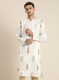 Thumbnail for Shrestha By Vastramay Men's White And Gold Silk Blend Kurta - Distacart