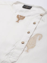 Thumbnail for Shrestha By Vastramay Men's White And Gold Silk Blend Kurta - Distacart