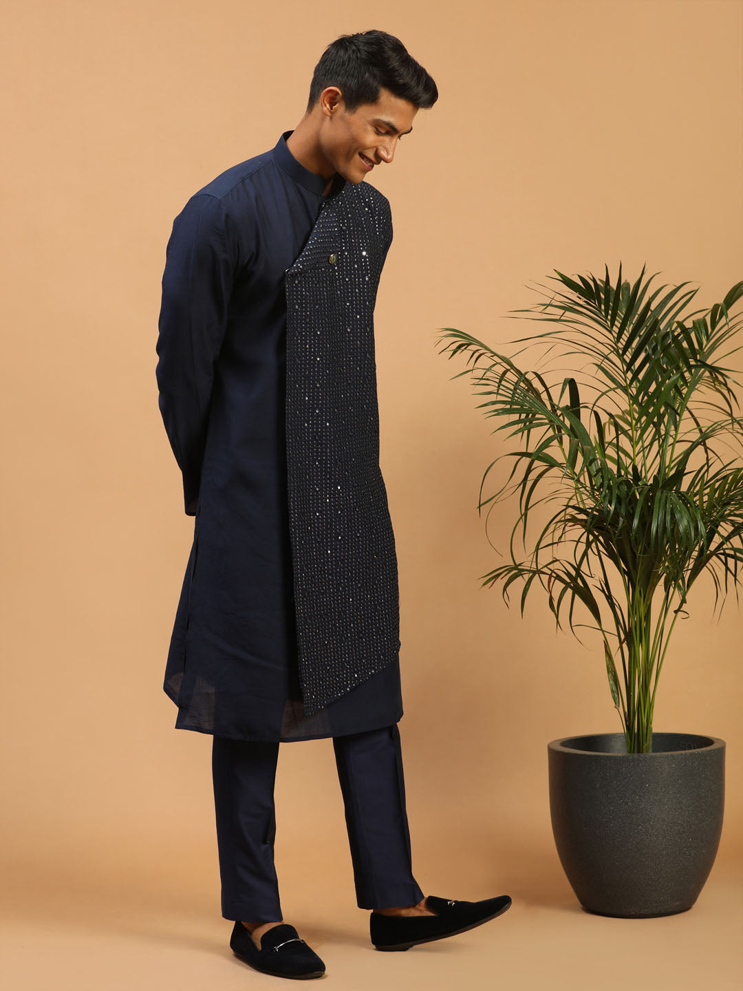 Vastramay Men's Navy Blue Cotton Blend Kurta & Pyjama - Distacart