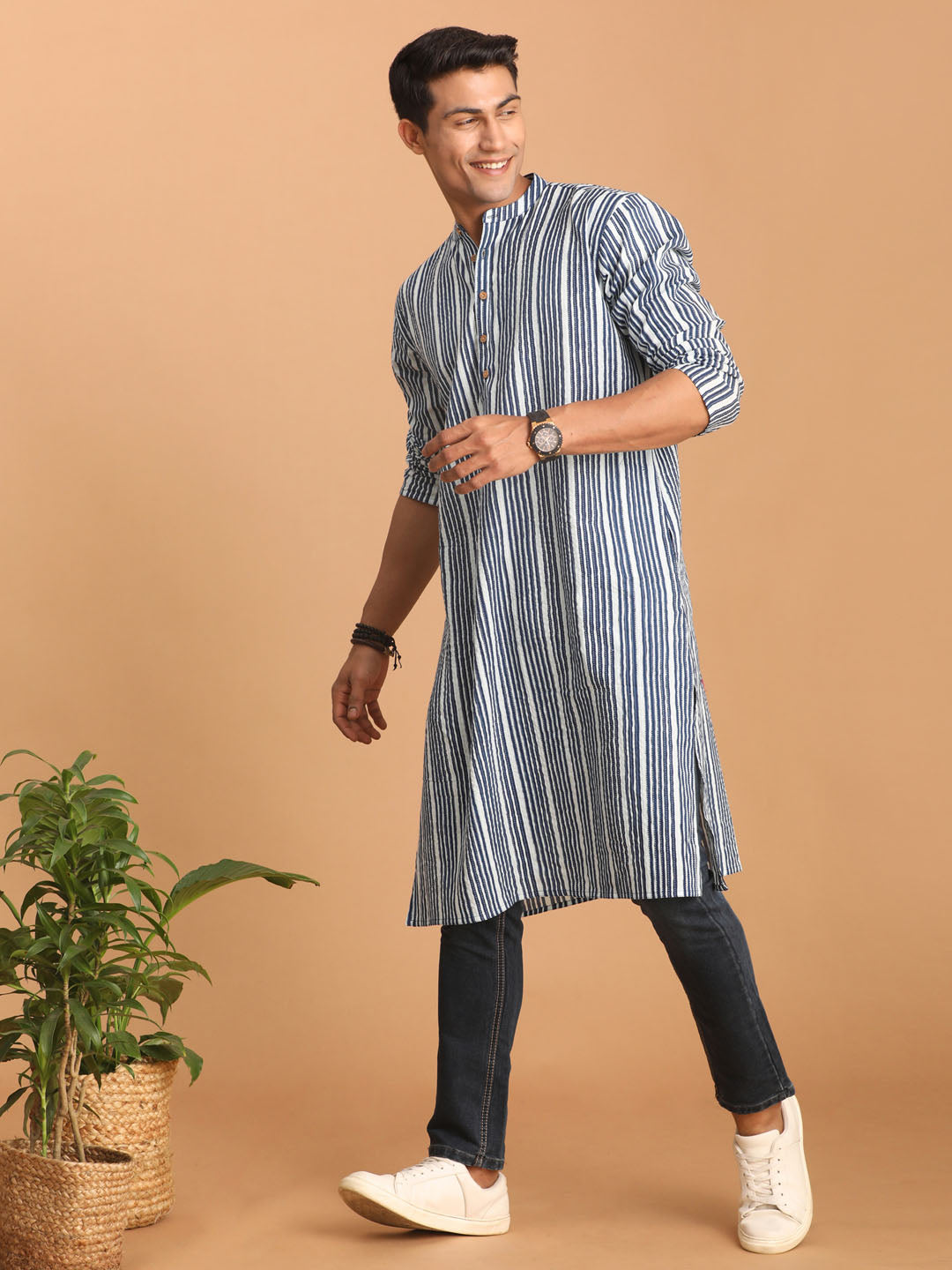 Shvaas by Vastramay Men's Indigo Blue Cotton Kurta - Distacart