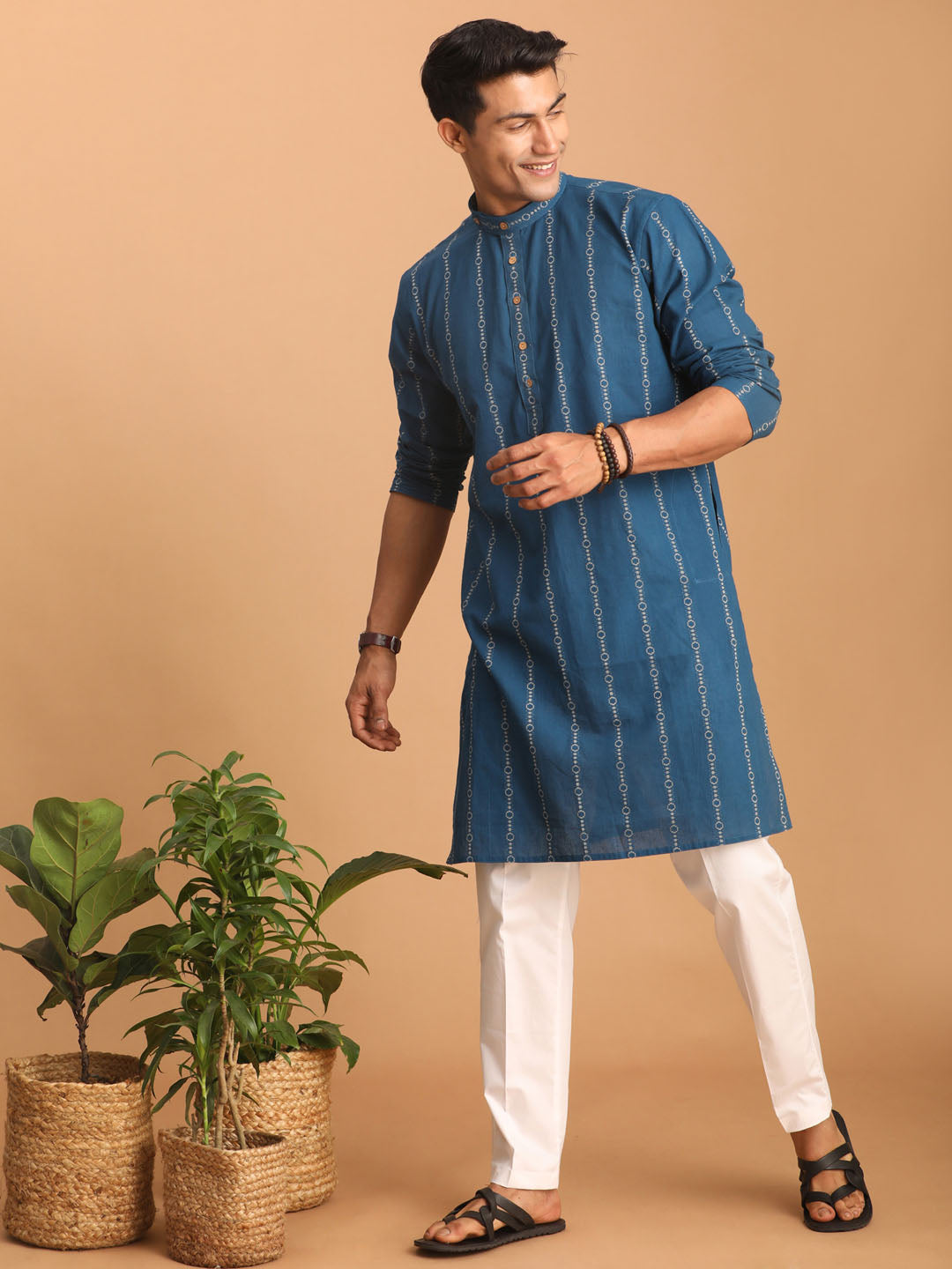 Shvaas by Vastramay Men's Indigo Blue Cotton Kurta And Pyjama Set - Distacart