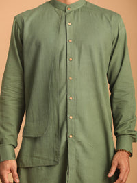 Thumbnail for Shvaas by Vastramay Men's Green Cotton Kurta And Pyjama Set - Distacart