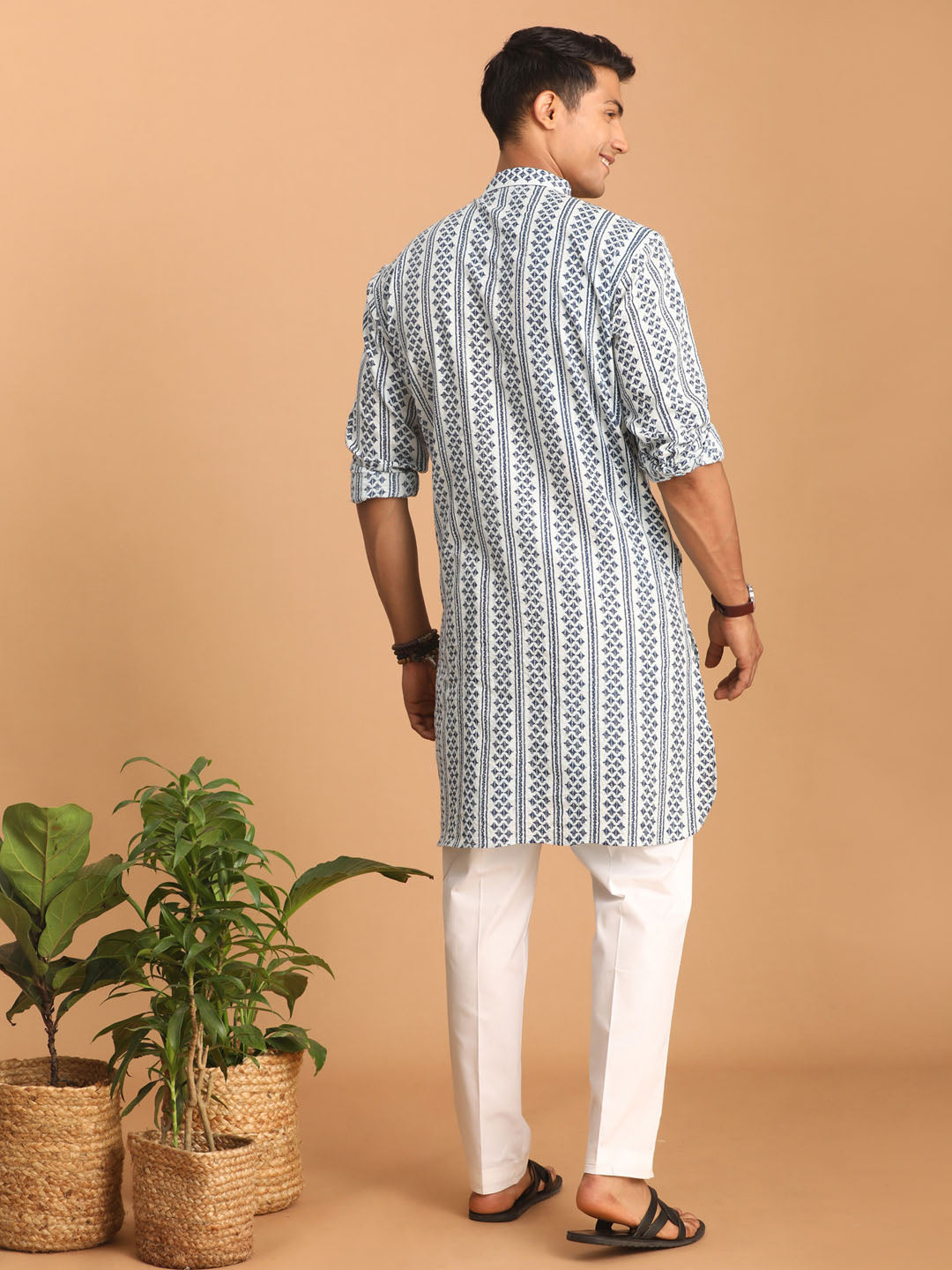 Shvaas by Vastramay Men's White And Blue Cotton Kurta Pyjama Set - Distacart