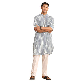 Thumbnail for Shvaas by Vastramay Men's White And Blue Cotton Kurta Pyjama Set - Distacart