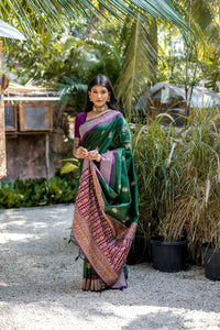 Thumbnail for Vishnu Weaves Women's Green Tussar Silk Zari Woven Saree with Blouse - Distacart