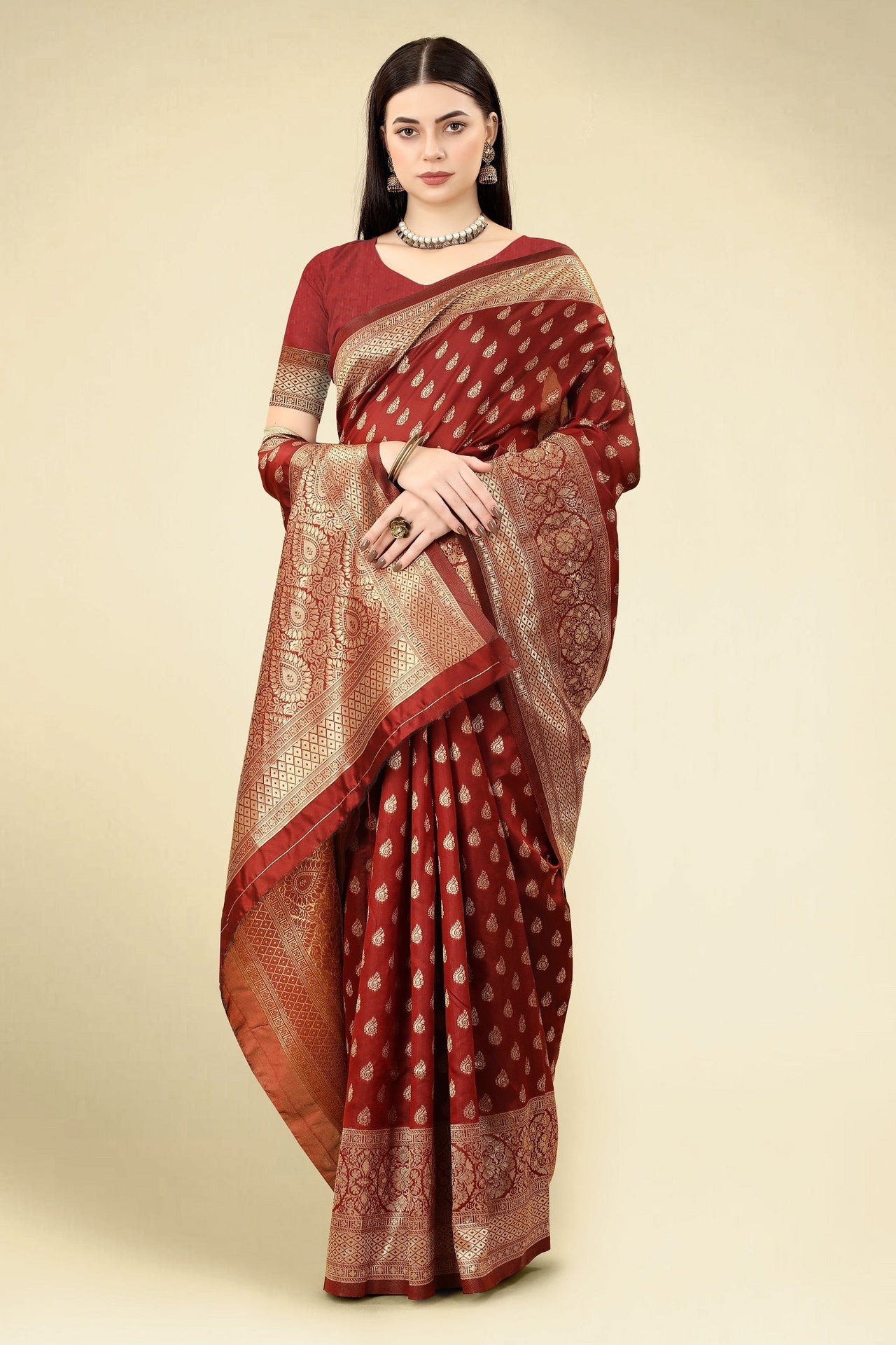 NOZ2TOZ Women Party Wear Designer Maroon Colour Banarasi Silk Saree - Distacart