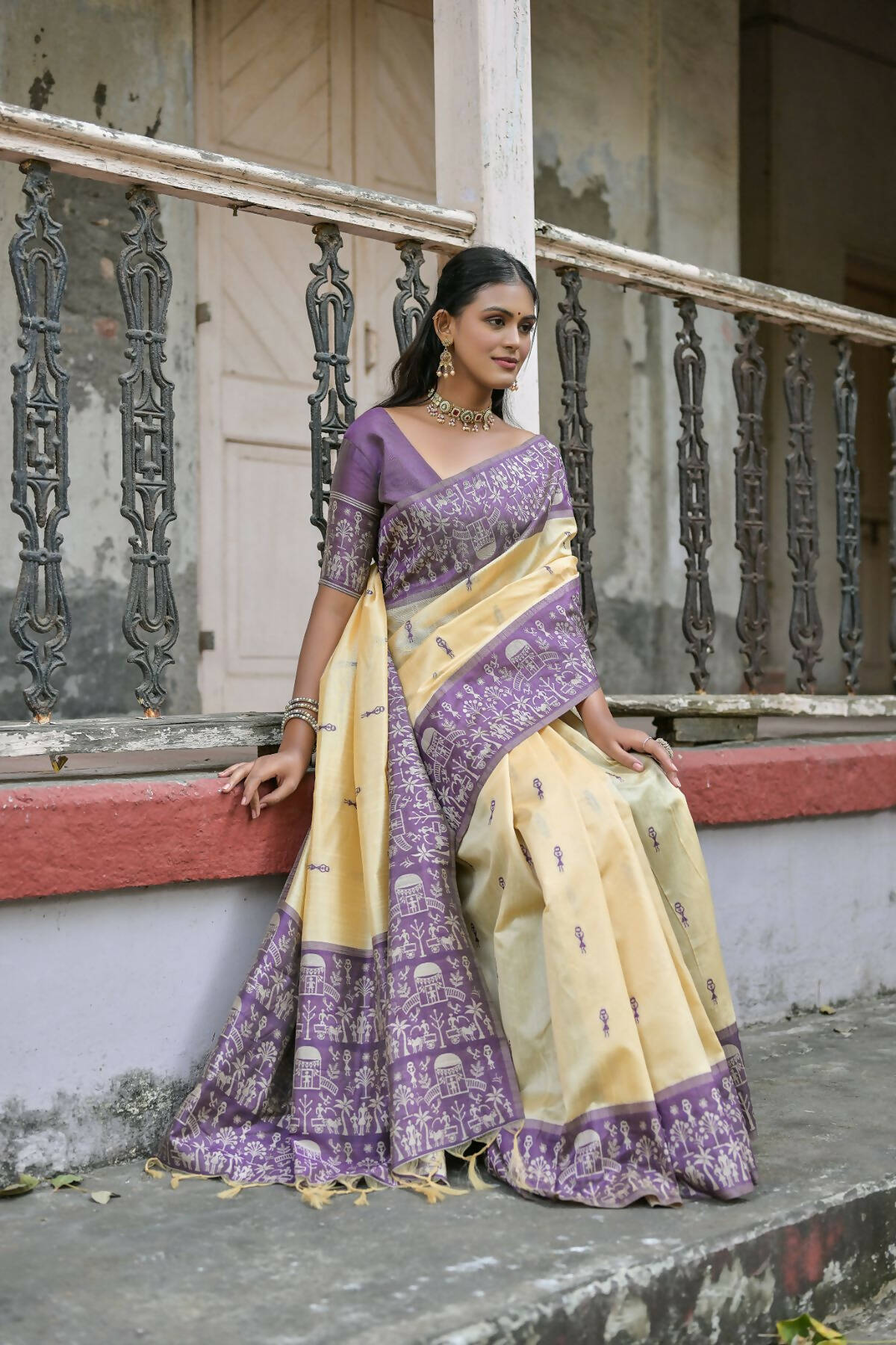Vishnu Weaves Women's Wine Handloom Raw Silk Woven Saree with Blouse - Distacart