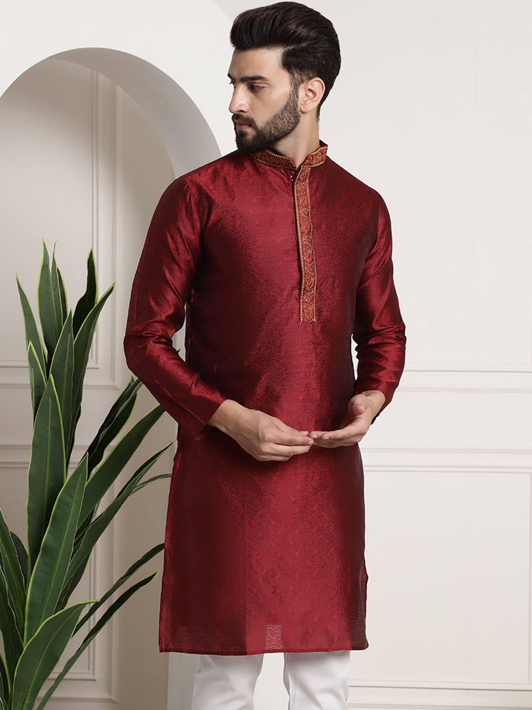 Sojanya Men Red Embroidered Straight Kurta - Distacart