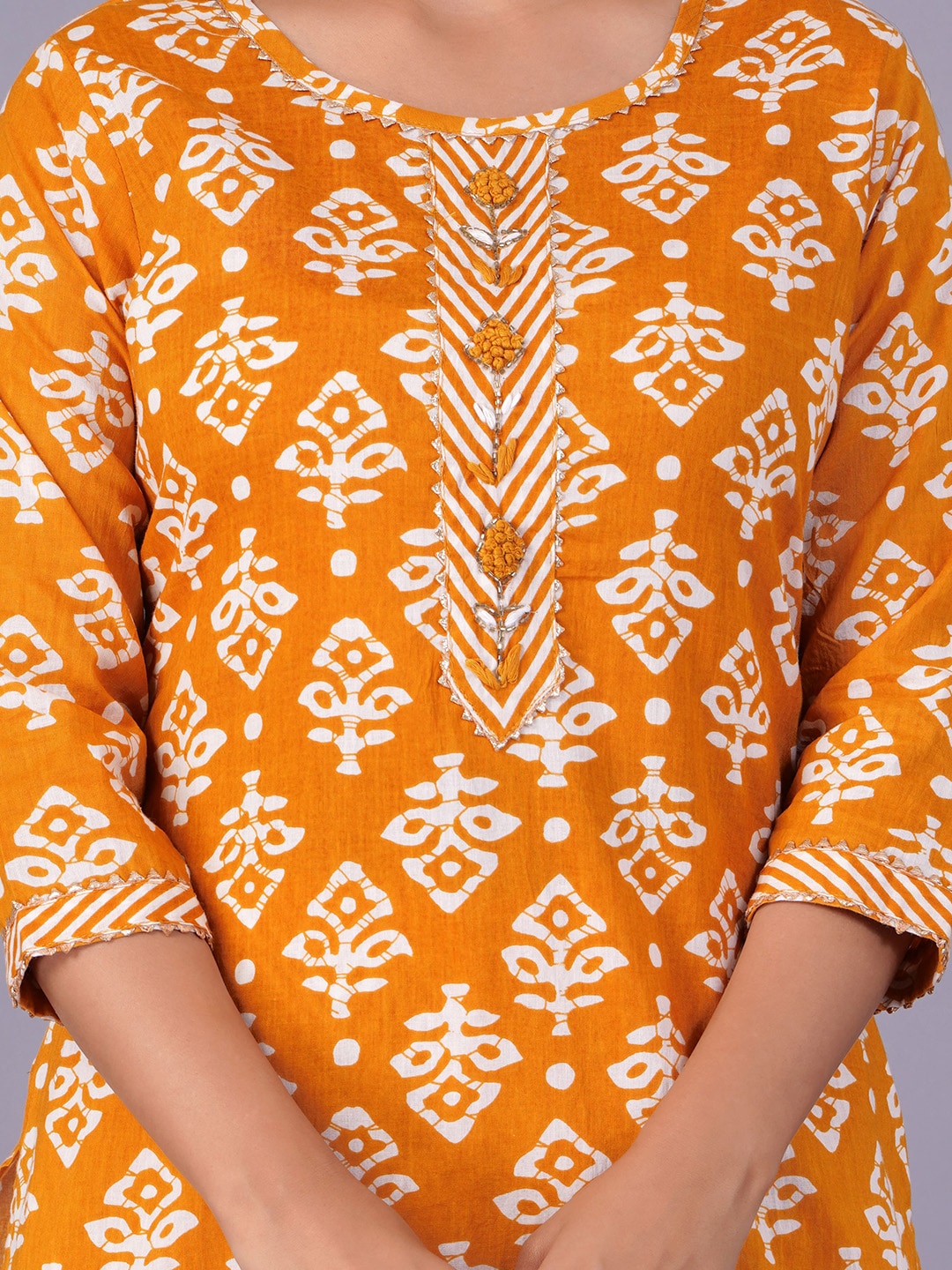 Kalini Floral Printed Gotta Patti Straight Kurta With Trousers & Dupatta - Distacart