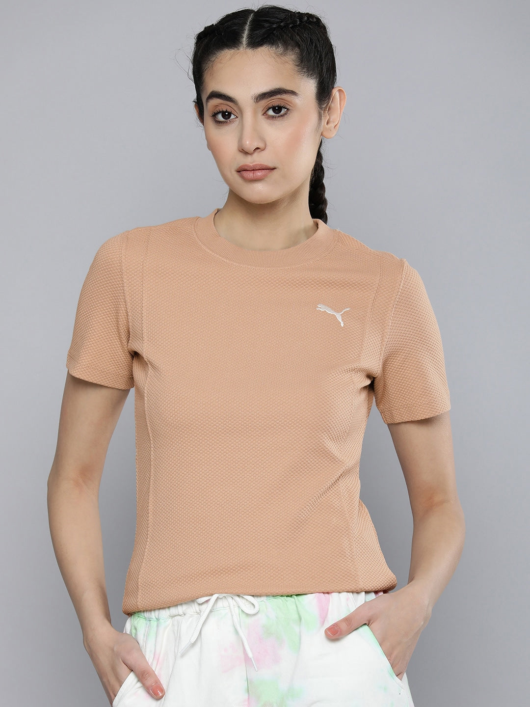 Puma Textured Round Neck HER Slim Fit Outdoor Sustainable T-shirt - Distacart