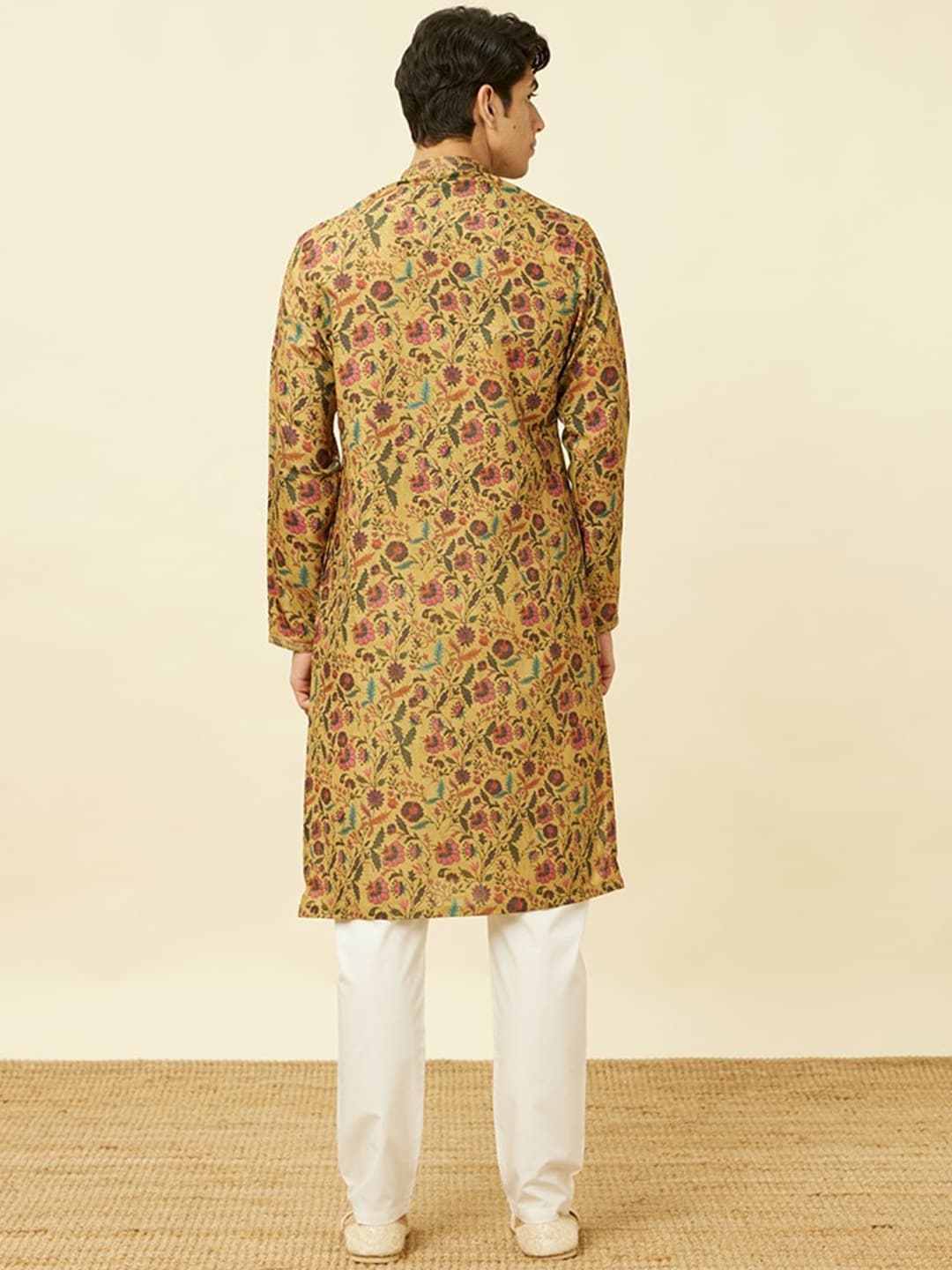 Manyavar Floral Printed Printed Mandarin Collar Thread Work Kurta & Pyjamas - Distacart