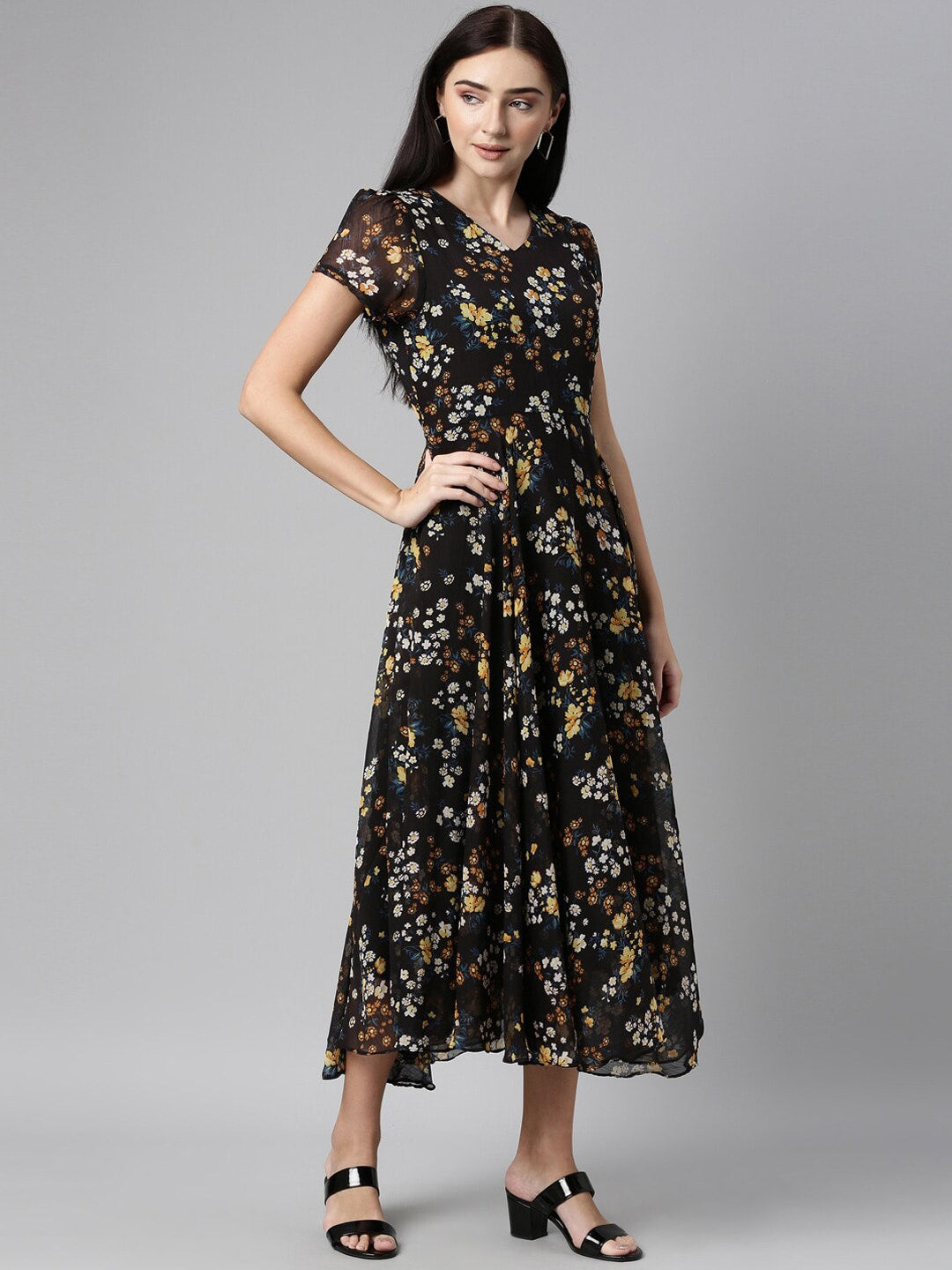 Souchii Black Floral Chiffon Maxi Dress - Distacart