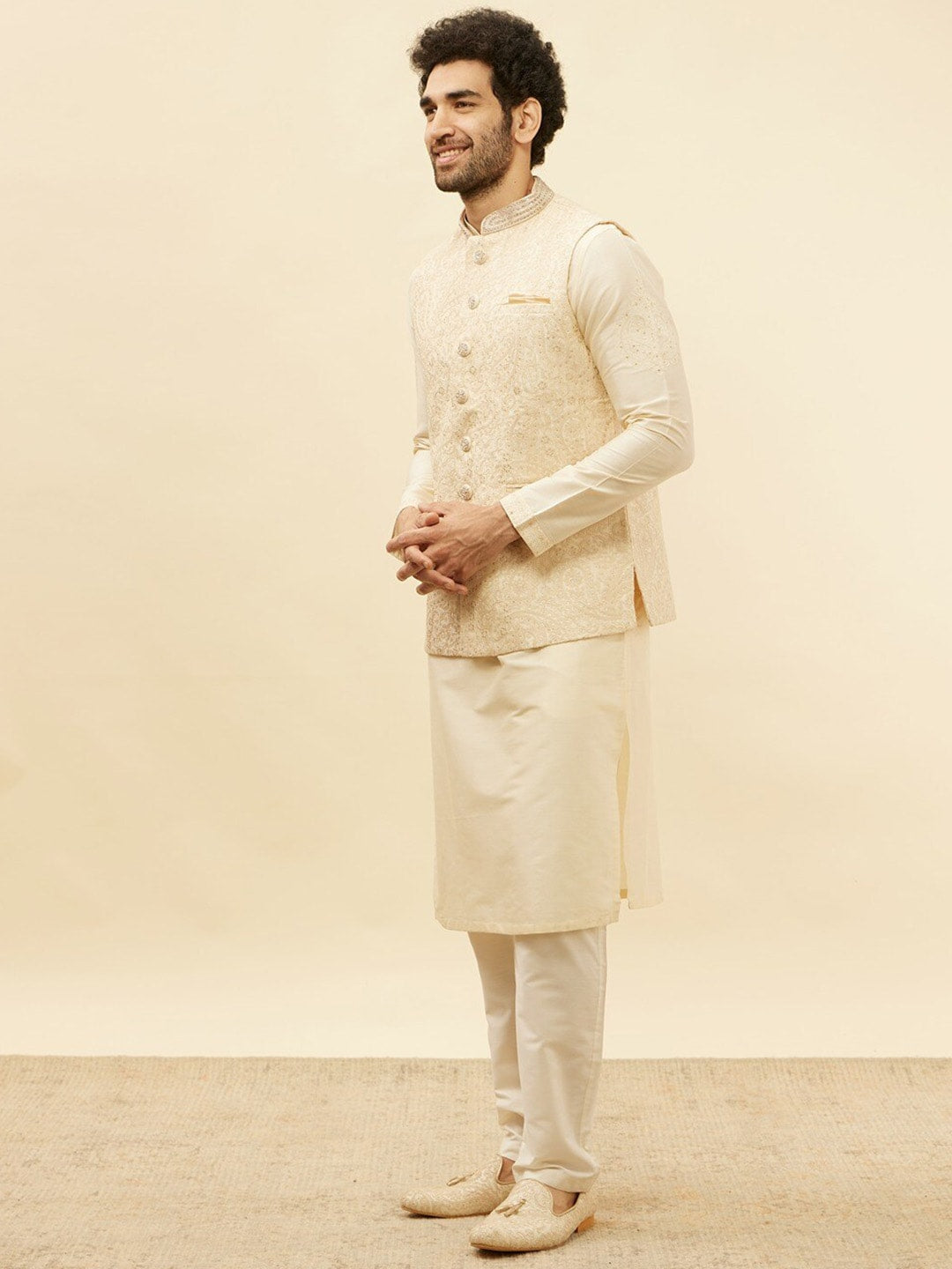 Manyavar Regular Kurta and Churidar With Nehru Jacket - Distacart
