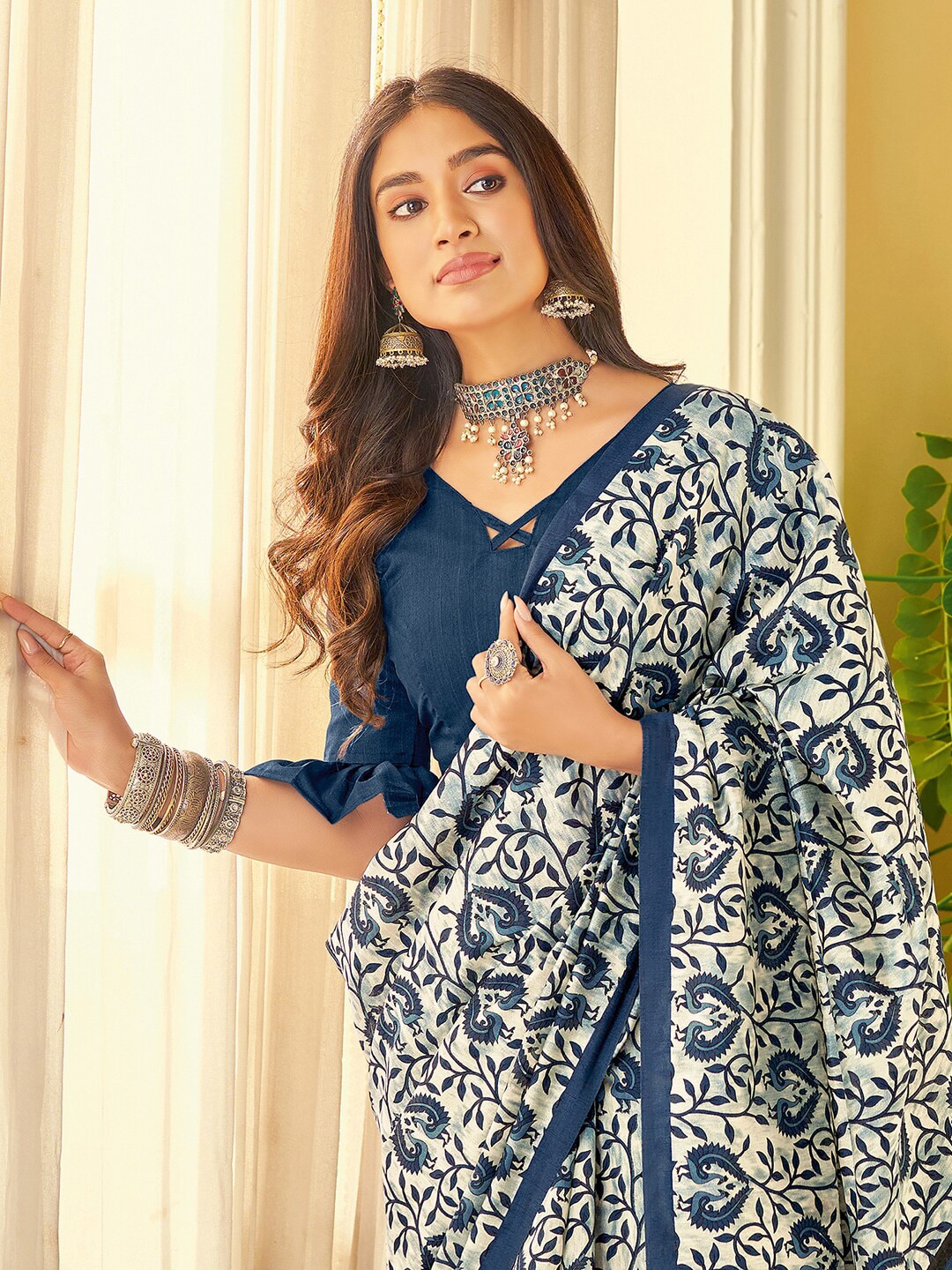 Saree Mall Off White & Blue Ethnic Motifs Dabu Saree - Distacart