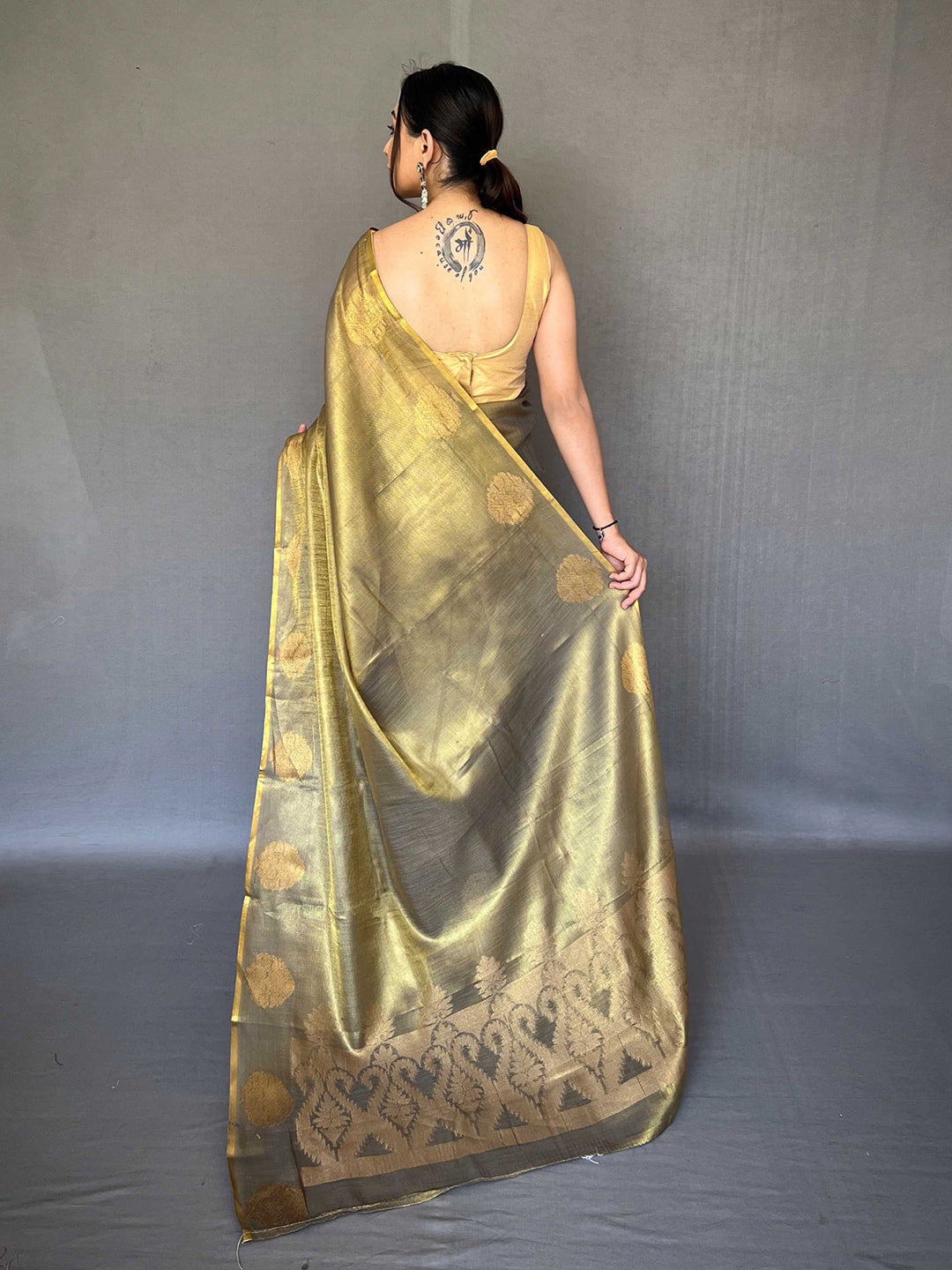 Mitera Gold-Toned Woven Design Zari Tissue Saree - Distacart