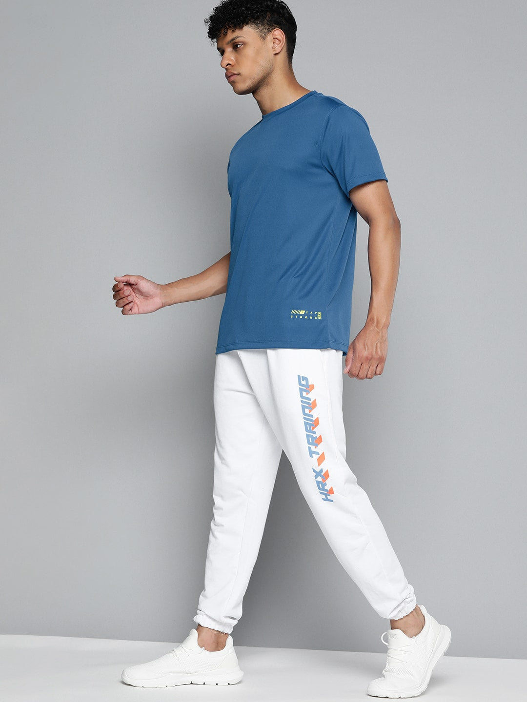 HRX by Hrithik Roshan Antimicrobial Training or Gym T-shirt - Distacart