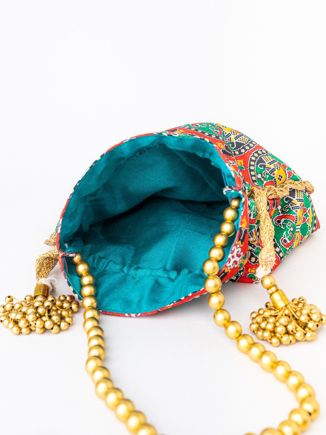 NR By Nidhi Rathi Red & Green Printed Potli Clutch - Distacart